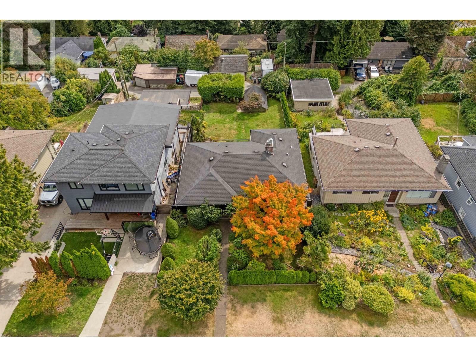 1137 Cloverley Street, North Vancouver, British Columbia  V7L 1N7 - Photo 36 - R3060167