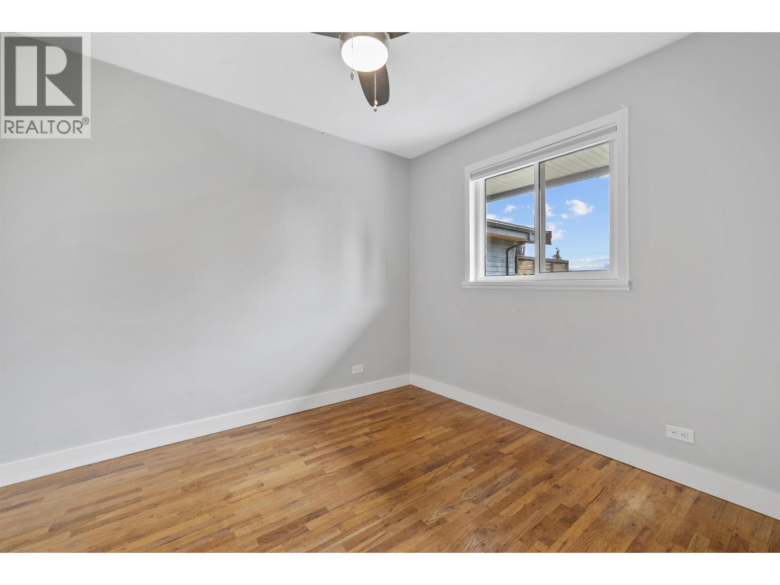 1137 Cloverley Street, North Vancouver, British Columbia  V7L 1N7 - Photo 9 - R3060167