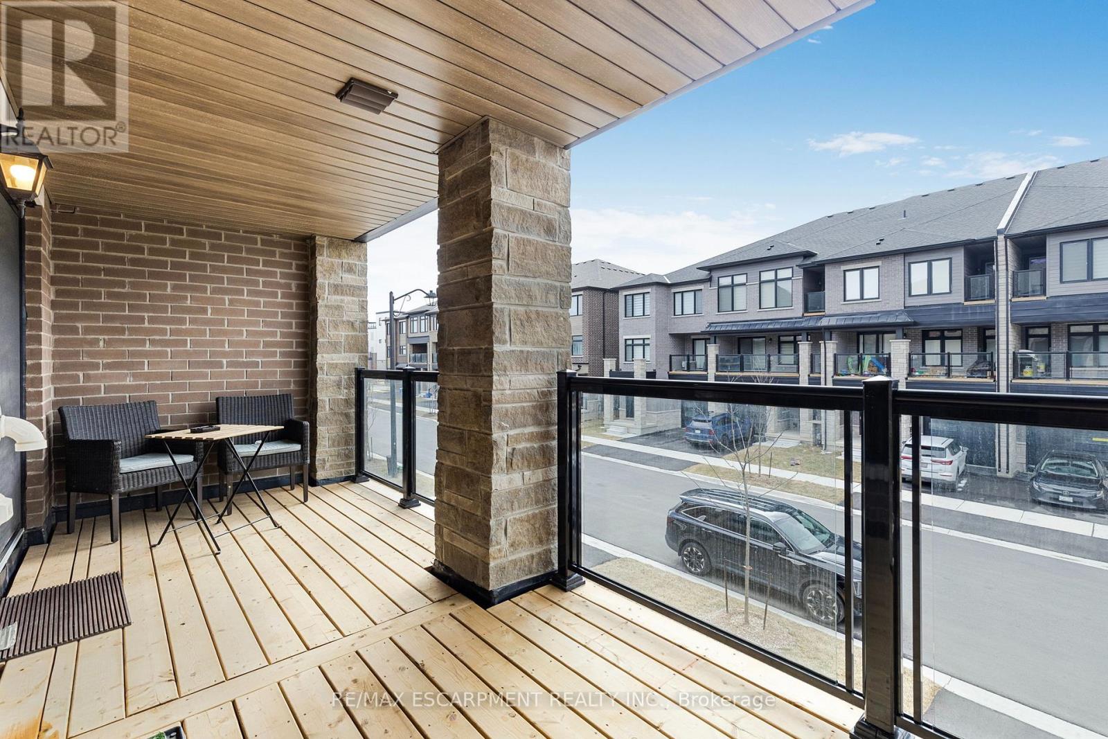 1543 Hilson Heights, Milton, Ontario  L9T 7E7 - Photo 15 - W12399609