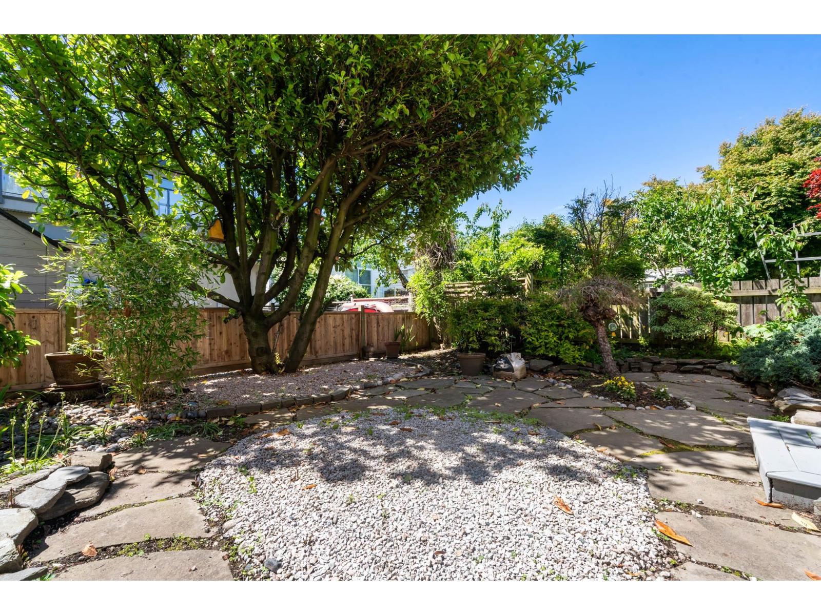 14772 Goggs Avenue, White Rock, British Columbia  V4B 2N2 - Photo 30 - R3059863