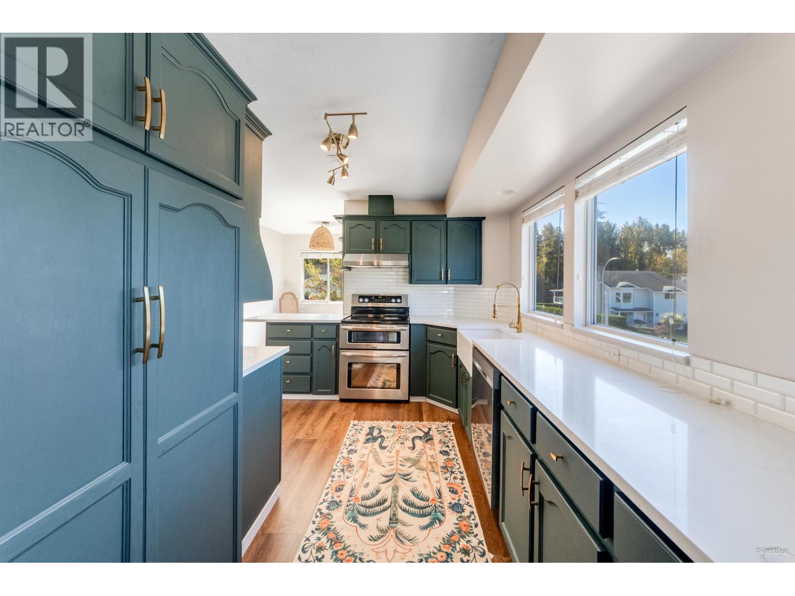 2287 Stafford Avenue, Port Coquitlam, British Columbia  V3C 4X5 - Photo 9 - R3059891