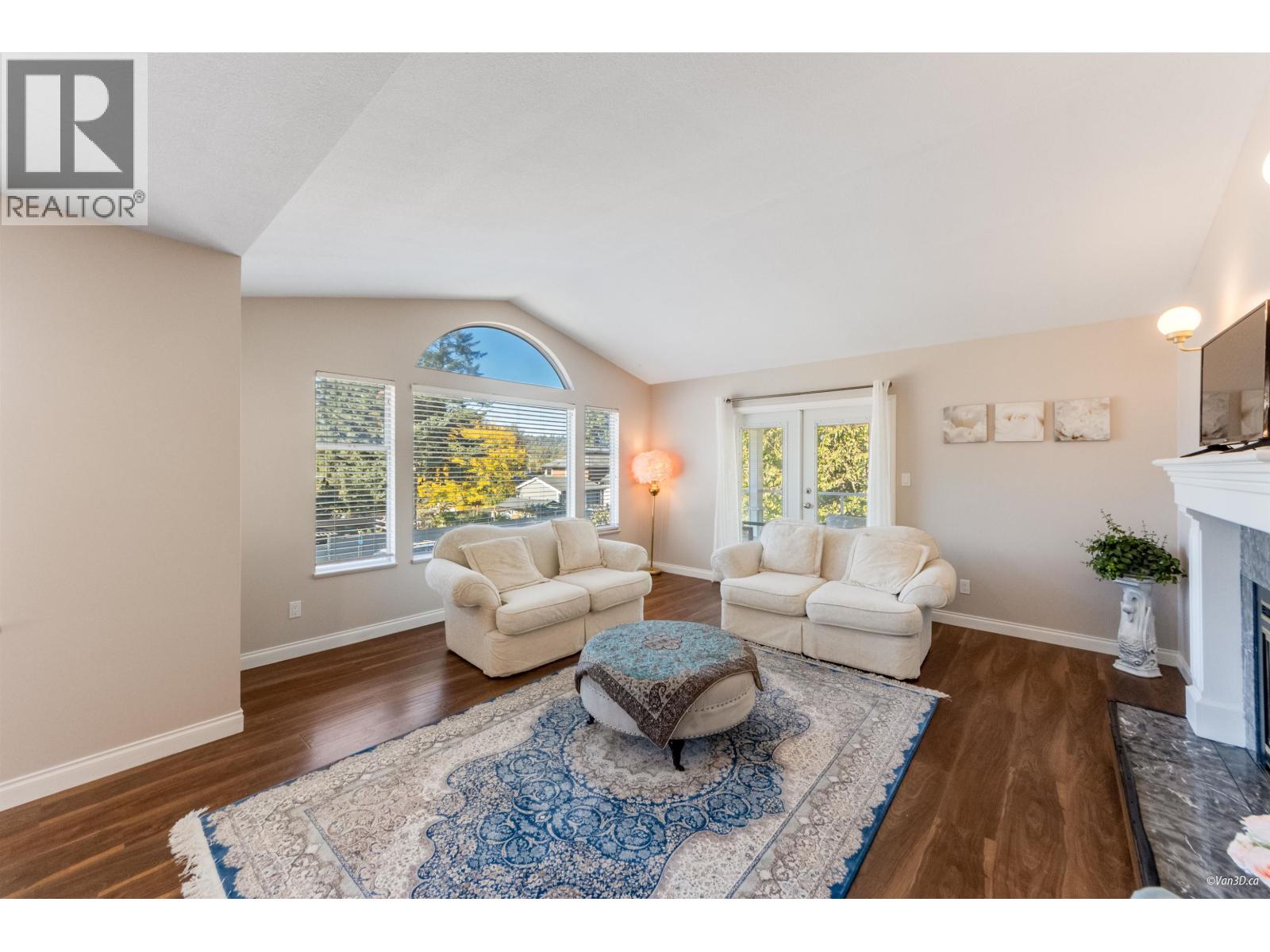 2287 Stafford Avenue, Port Coquitlam, British Columbia  V3C 4X5 - Photo 3 - R3059891