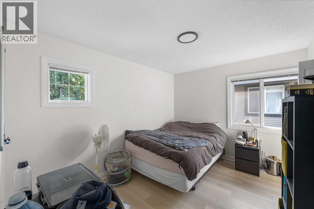 27 Cedarwood Lane Sw, Calgary, Alberta  T2W 6J3 - Photo 21 - A2265294