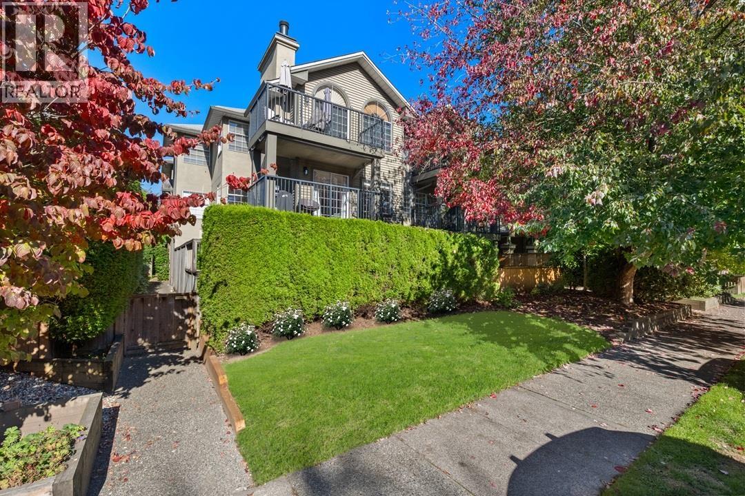 104 925 W 15TH AVENUE, vancouver, British Columbia
