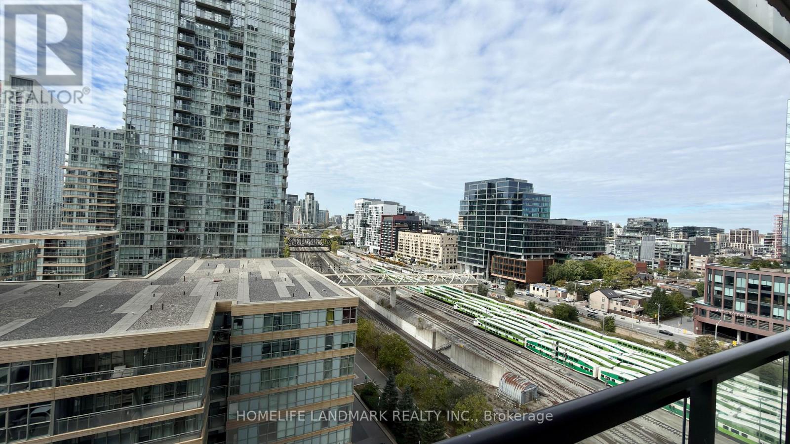 1608 - 25 Capreol Court, Toronto, Ontario  M5V 3Z7 - Photo 11 - C12472633