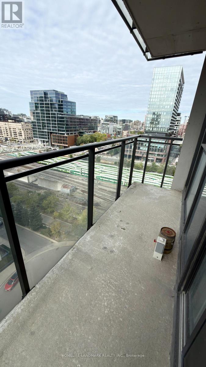 1608 - 25 Capreol Court, Toronto, Ontario  M5V 3Z7 - Photo 12 - C12472633