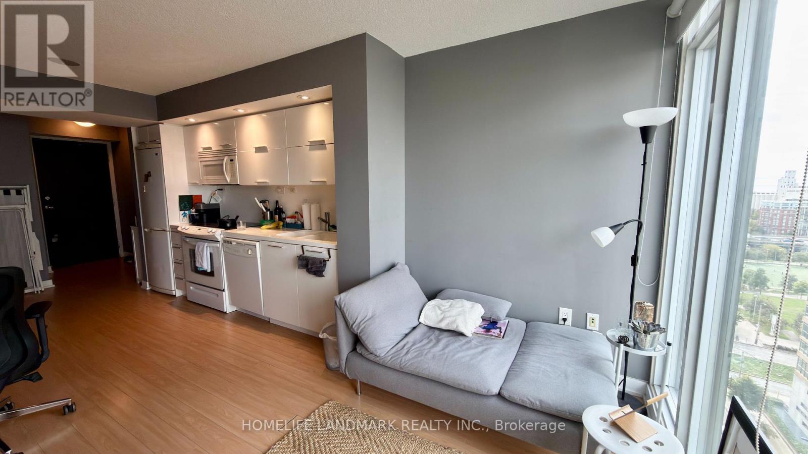 1608 - 25 Capreol Court, Toronto, Ontario  M5V 3Z7 - Photo 4 - C12472633