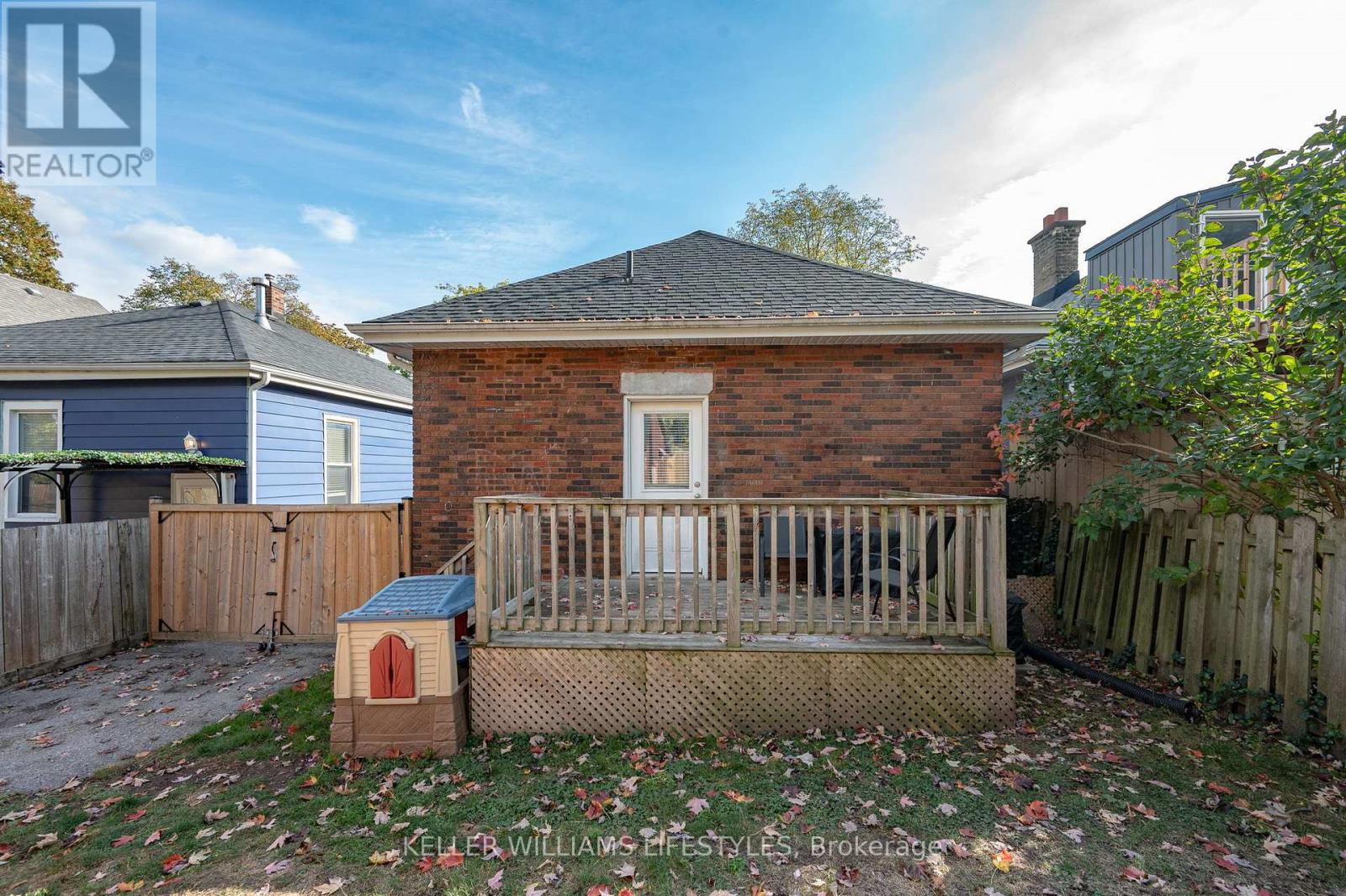 592 Rosedale Street, London East, Ontario  N6B 2C6 - Photo 10 - X12472682