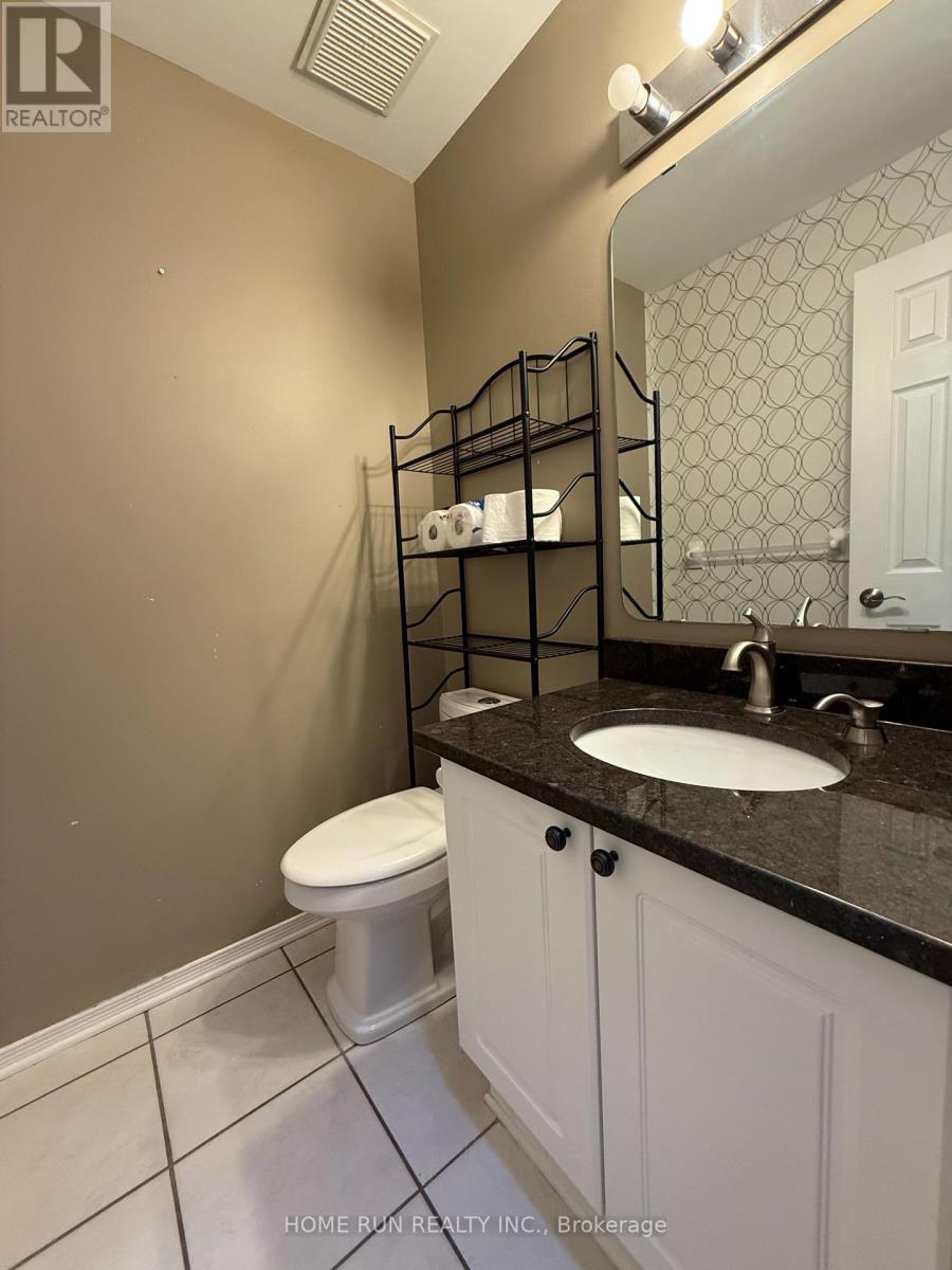 149 Hemlo Crescent, Ottawa, Ontario  K2T 1E4 - Photo 13 - X12472704