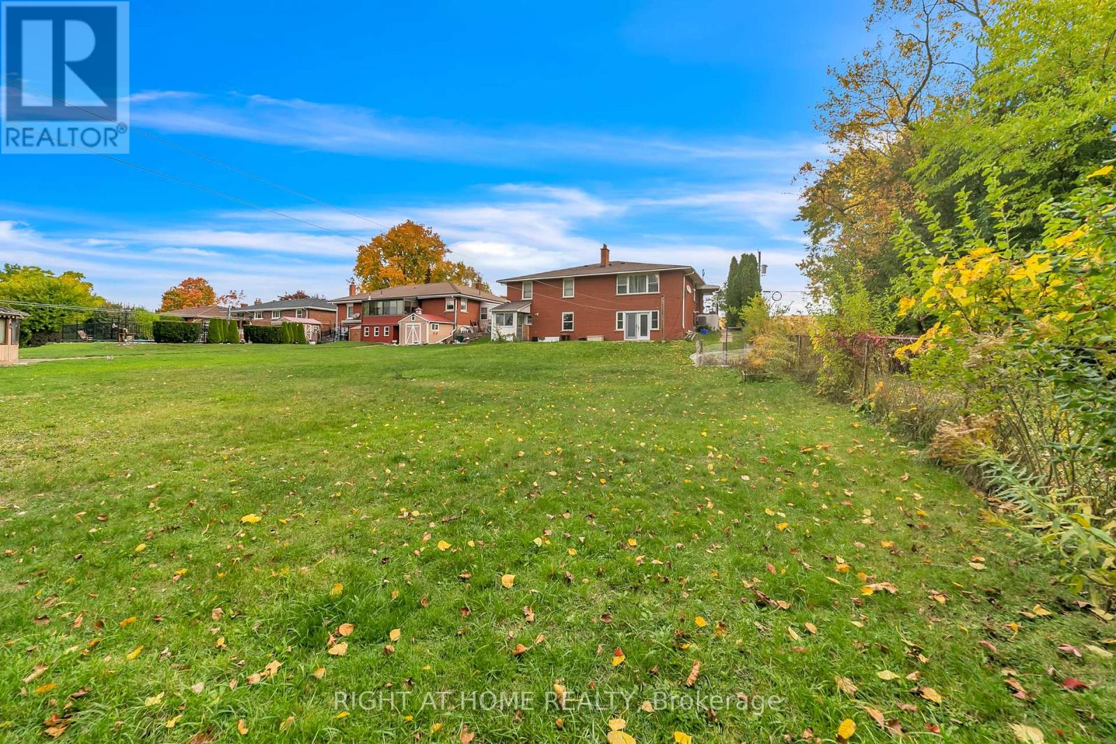 22 Hamilton Drive, Newmarket, Ontario  L3Y 3E8 - Photo 43 - N12472640