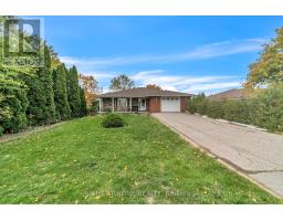 22 HAMILTON DRIVE, Newmarket, Ontario
