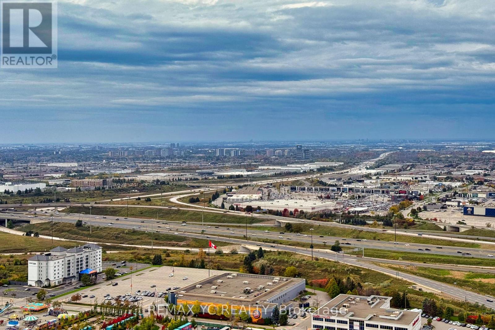 3915 - 28 Interchange Way, Vaughan, Ontario  L4K 0P8 - Photo 20 - N12472650