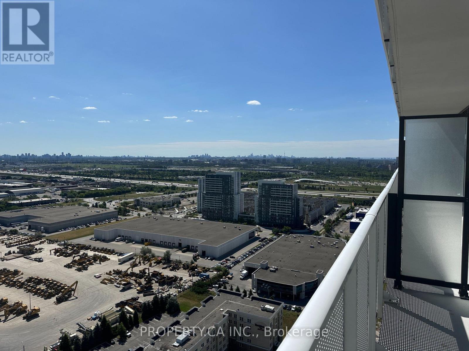 3306 - 28 Interchange Way, Vaughan, Ontario  L4K 0P8 - Photo 17 - N12472662