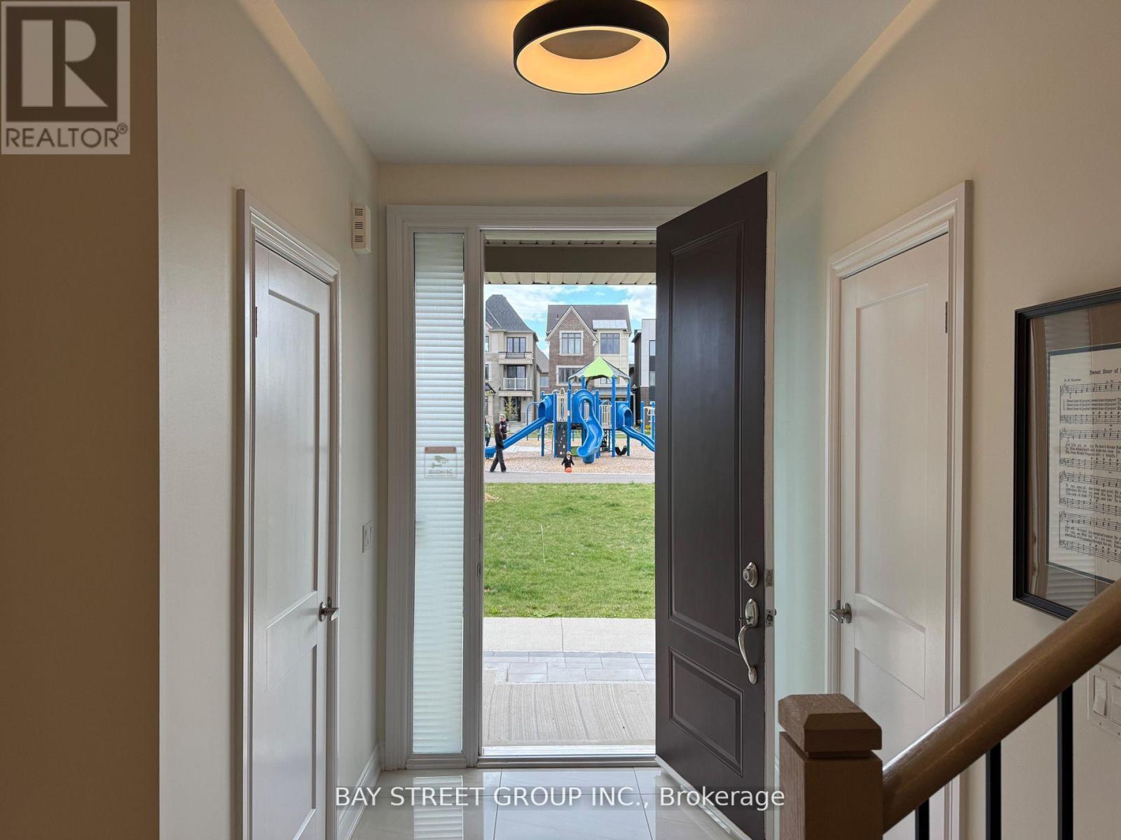 7 Kohn Lane, Markham (Angus Glen), Ontario  L6C 3J3 - Photo 2 - N12472676