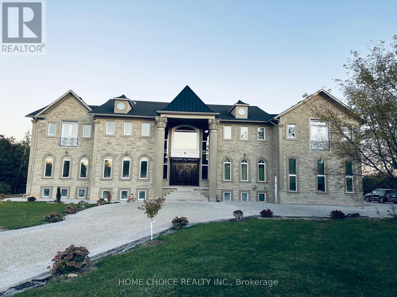 3 Stanley Carberry Drive, Brampton (Toronto Gore Rural Estate), Ontario  L6P 0C2 - Photo 3 - W12471935