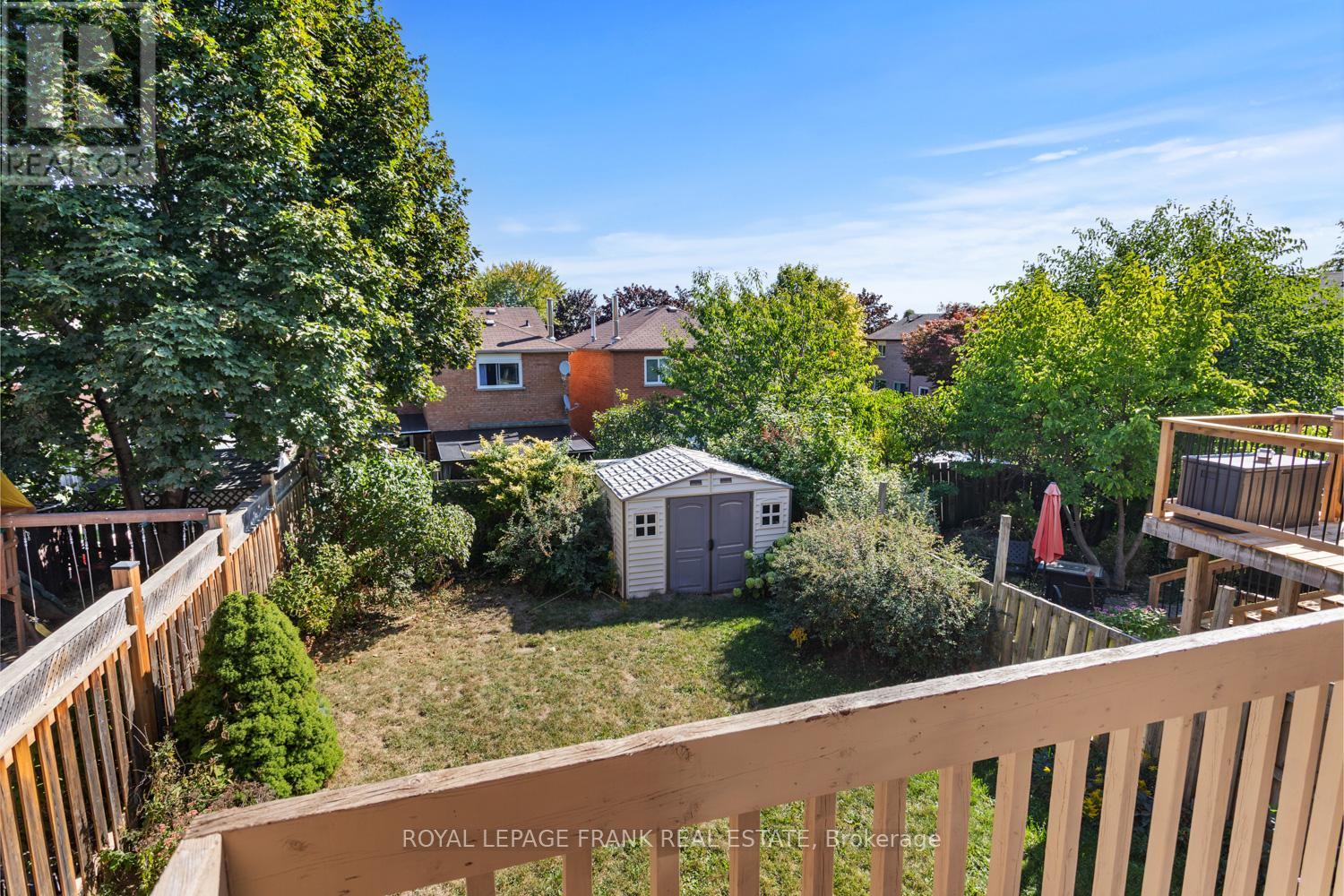 35 Fernbank Place, Whitby, Ontario  L1R 1T1 - Photo 30 - E12472703