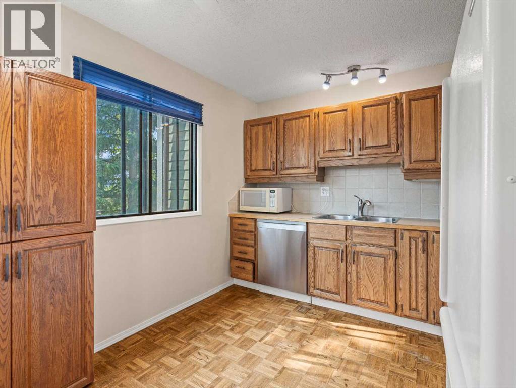 10, 8533 Silver Springs Road Nw, Calgary, Alberta  T3B 4A6 - Photo 11 - A2255111