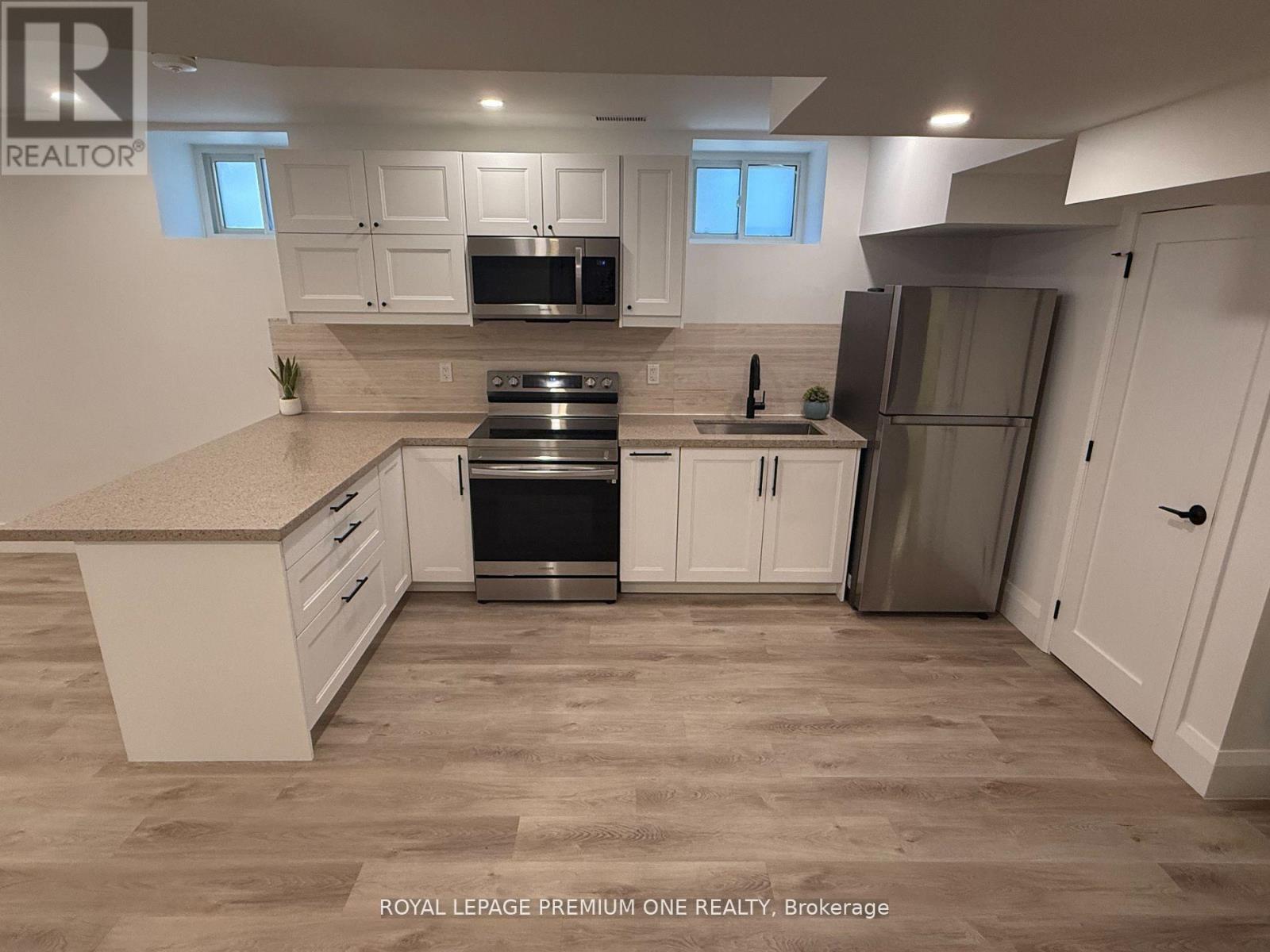 Lower Level W/walk-Out - 39 Lonborough Avenue, Toronto, Ontario  M6M 1X2 - Photo 4 - W12472624