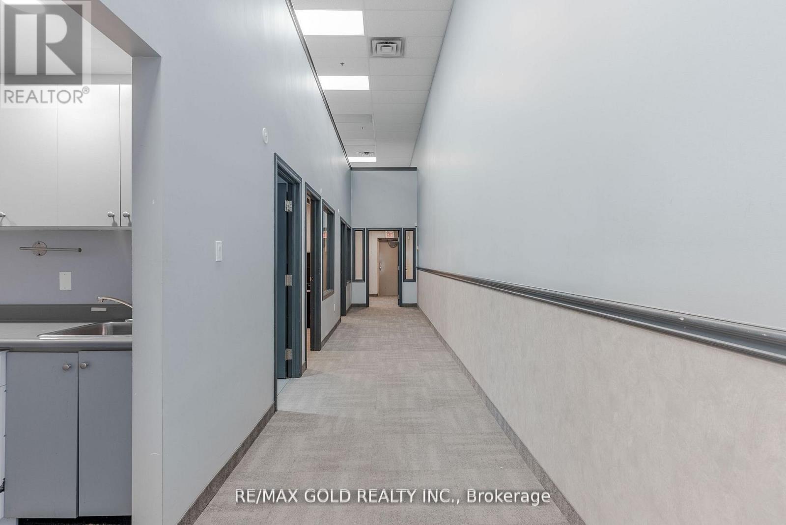 5 - 351 Parkhurst, Brampton (Parkway Belt Industrial Area), Ontario  L6T 0C2 - Photo 10 - W12472629