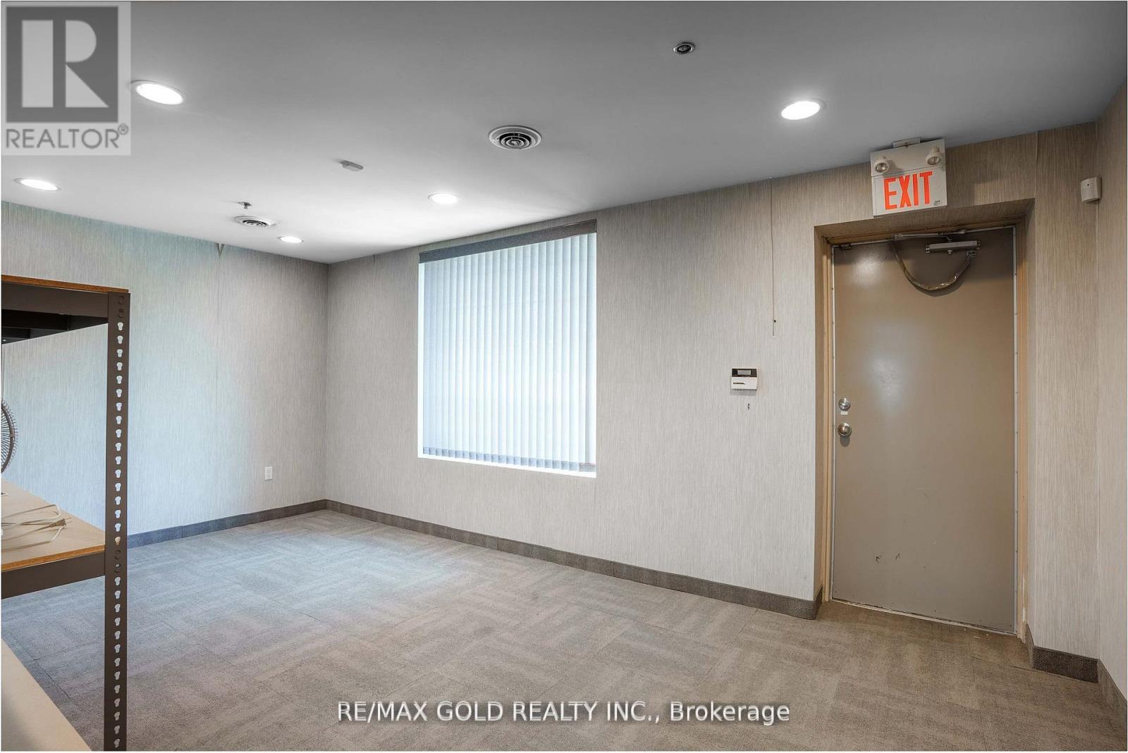 5 - 351 Parkhurst, Brampton (Parkway Belt Industrial Area), Ontario  L6T 0C2 - Photo 15 - W12472629