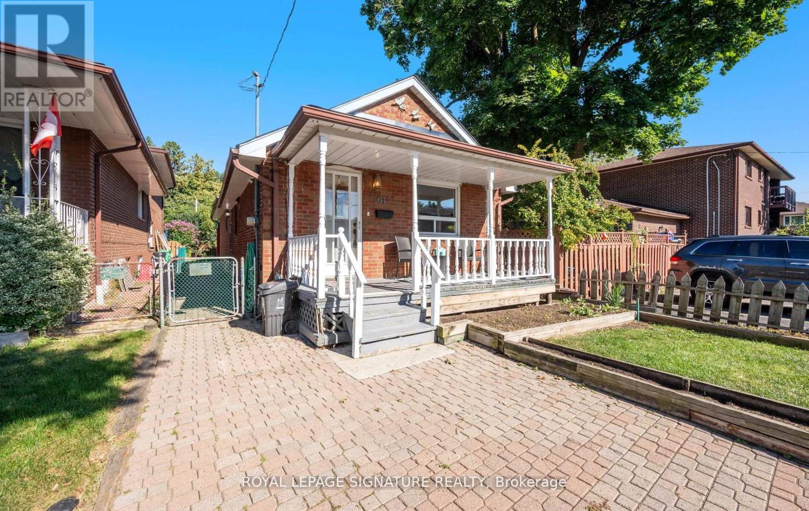 61 FOCH AVENUE, Toronto, Ontario