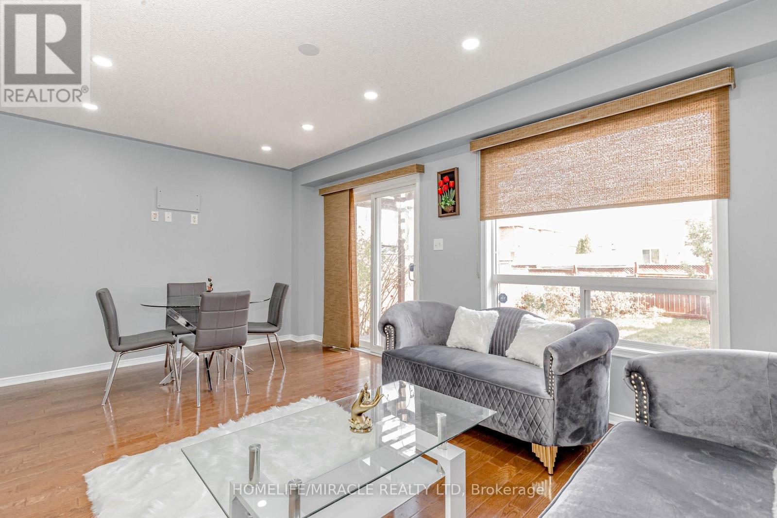 4 Vauxhall Crescent, Brampton, Ontario  L7A 3A3 - Photo 19 - W12472642