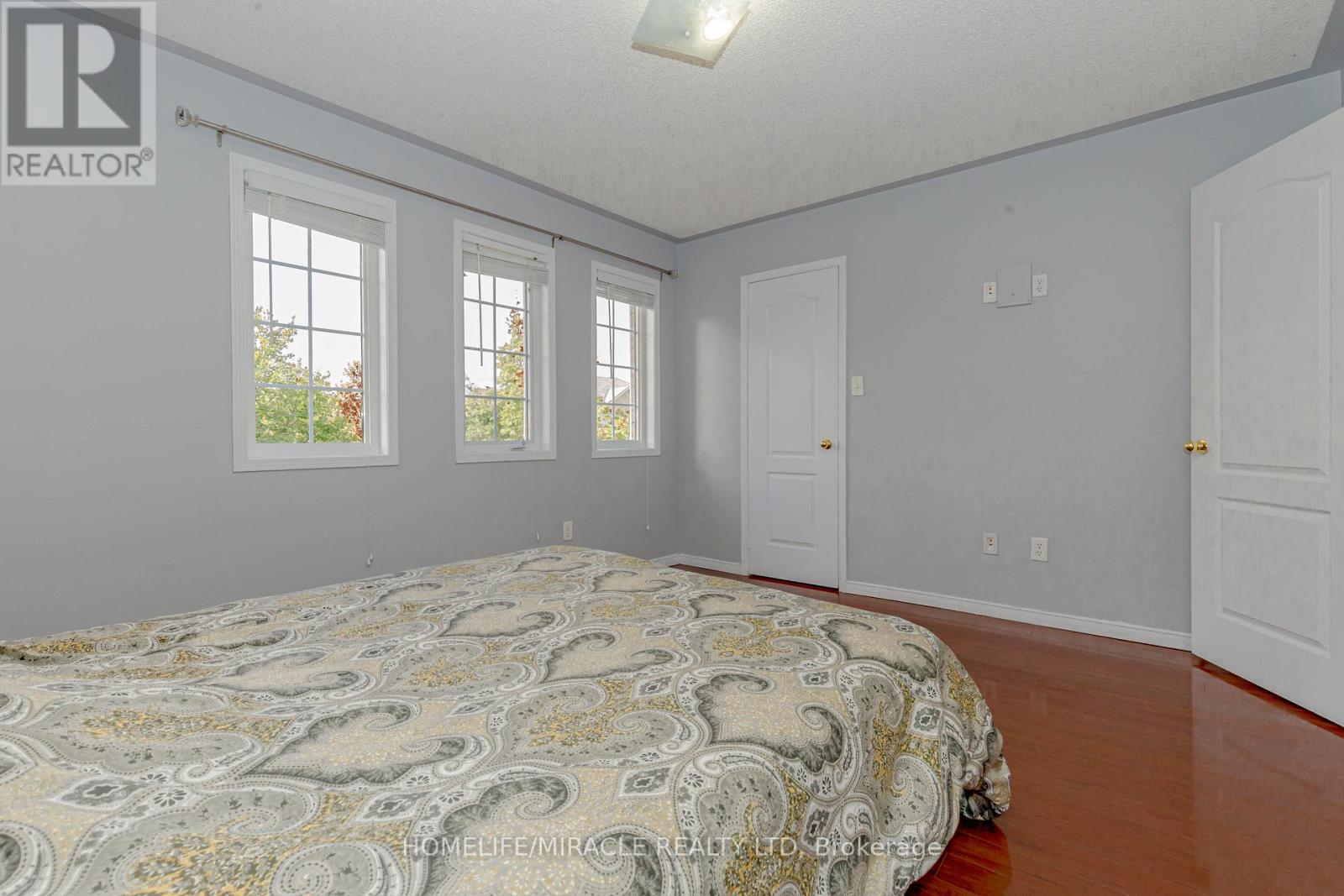 4 Vauxhall Crescent, Brampton, Ontario  L7A 3A3 - Photo 28 - W12472642