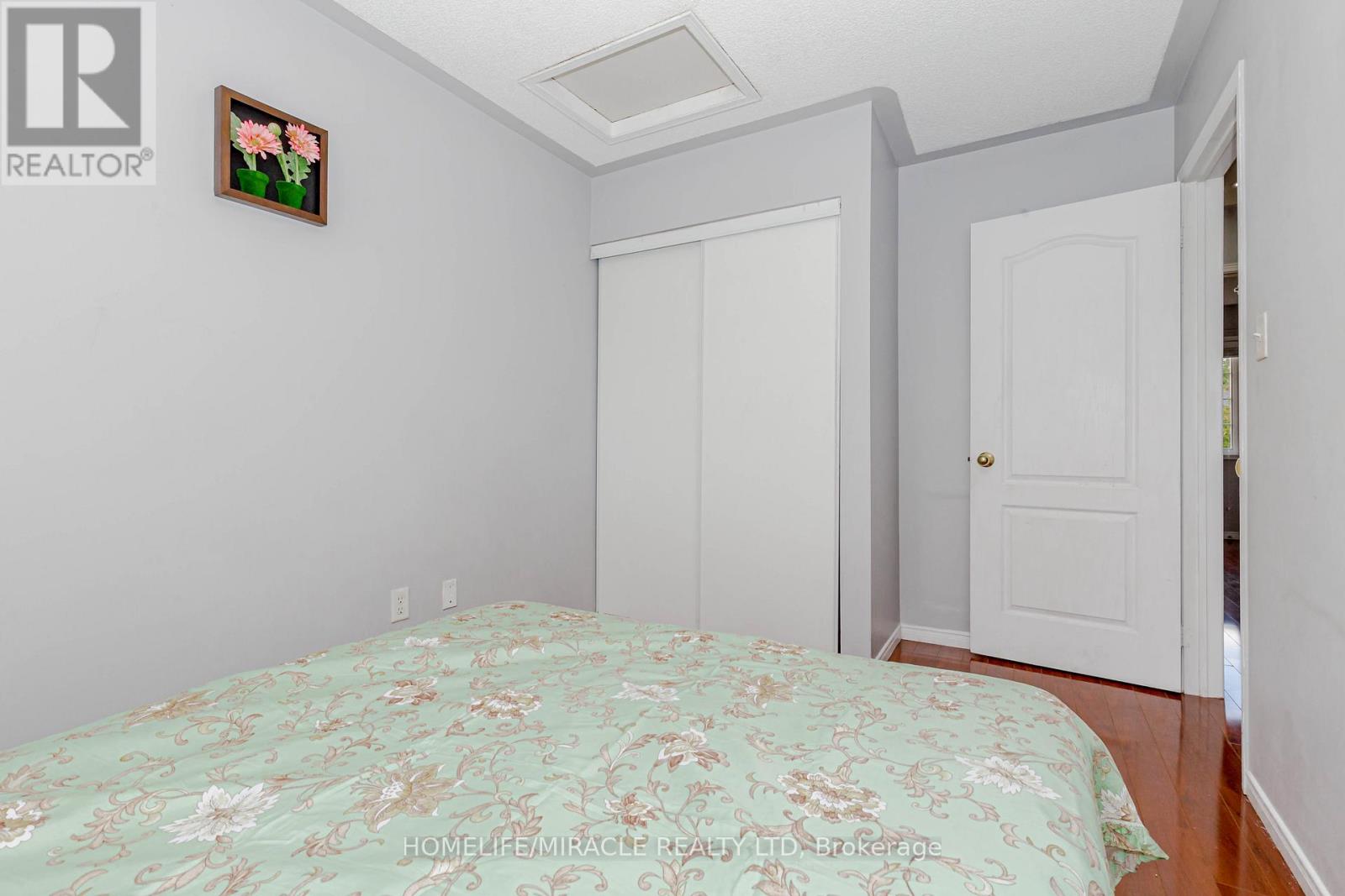 4 Vauxhall Crescent, Brampton, Ontario  L7A 3A3 - Photo 32 - W12472642