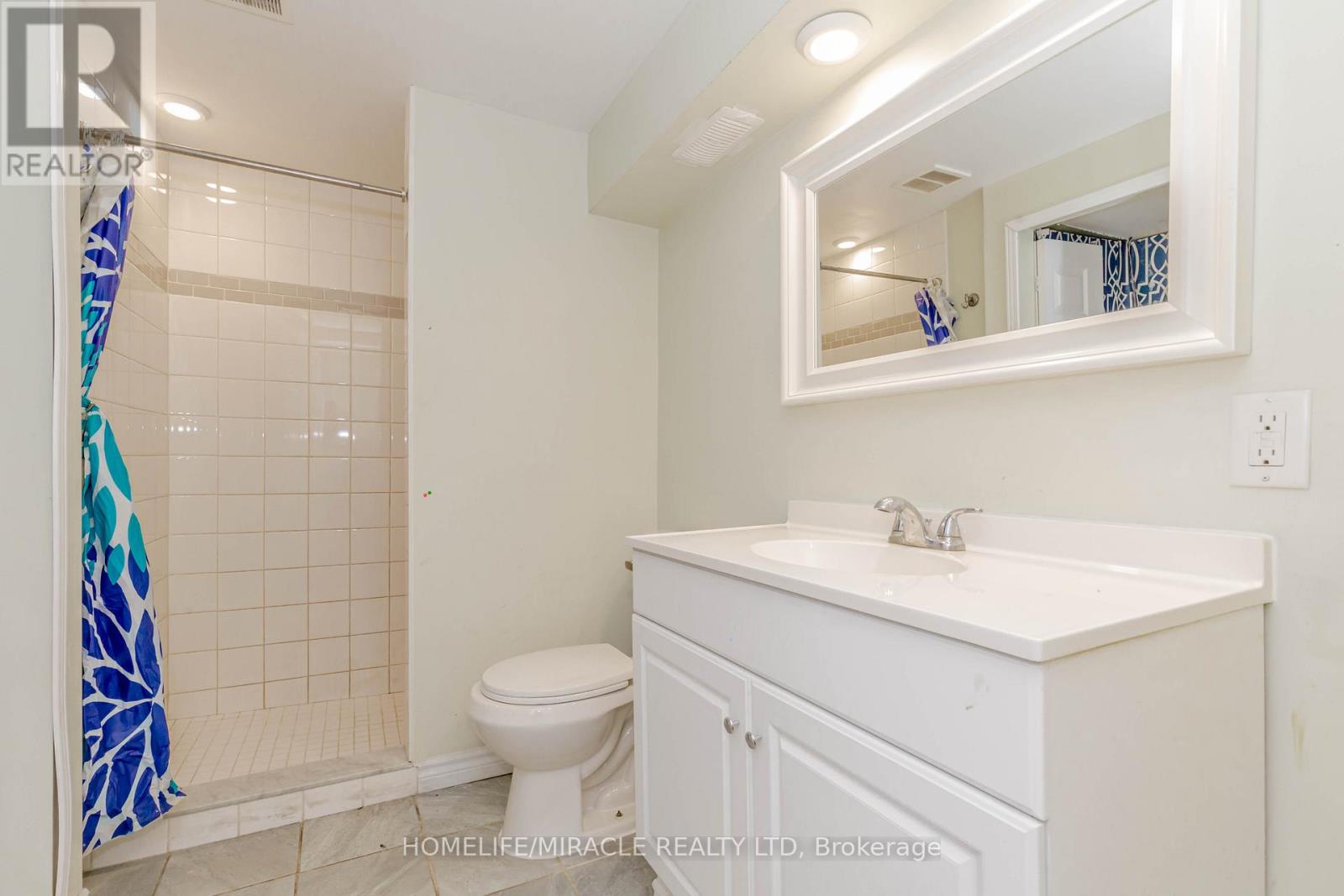 4 Vauxhall Crescent, Brampton, Ontario  L7A 3A3 - Photo 43 - W12472642