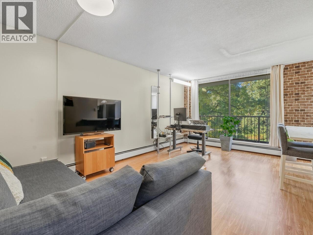 503 320 Royal Avenue, New Westminster, British Columbia  V3L 5C6 - Photo 3 - R3060044