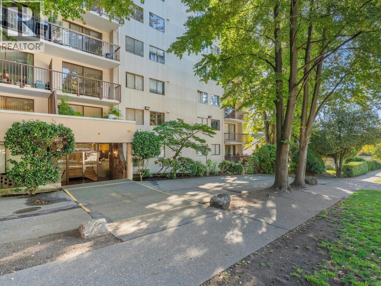 503 320 ROYAL AVENUE, New Westminster, British Columbia