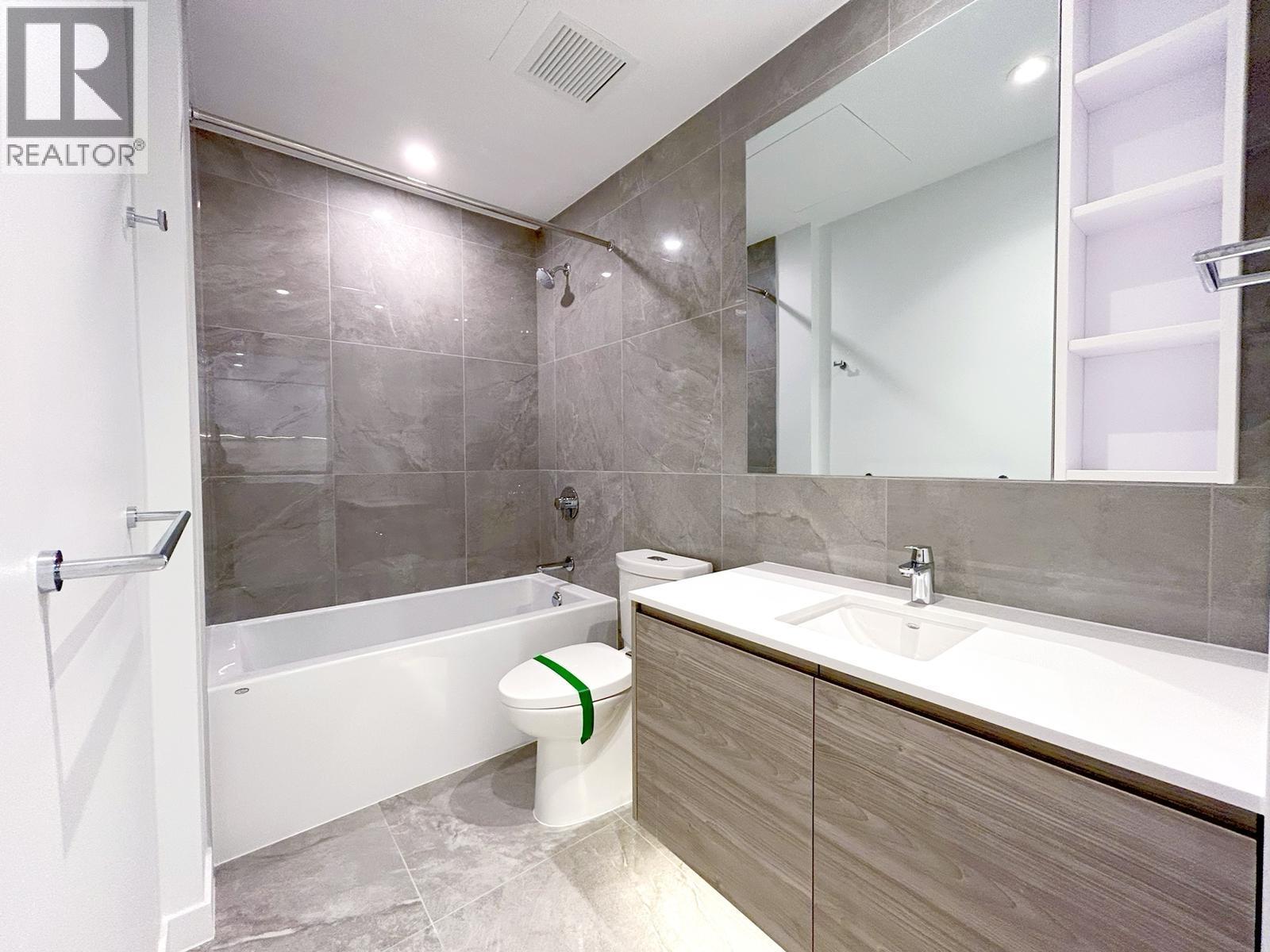1802 680 Quayside Drive, New Westminster, British Columbia  V3M 0P2 - Photo 12 - R3060130