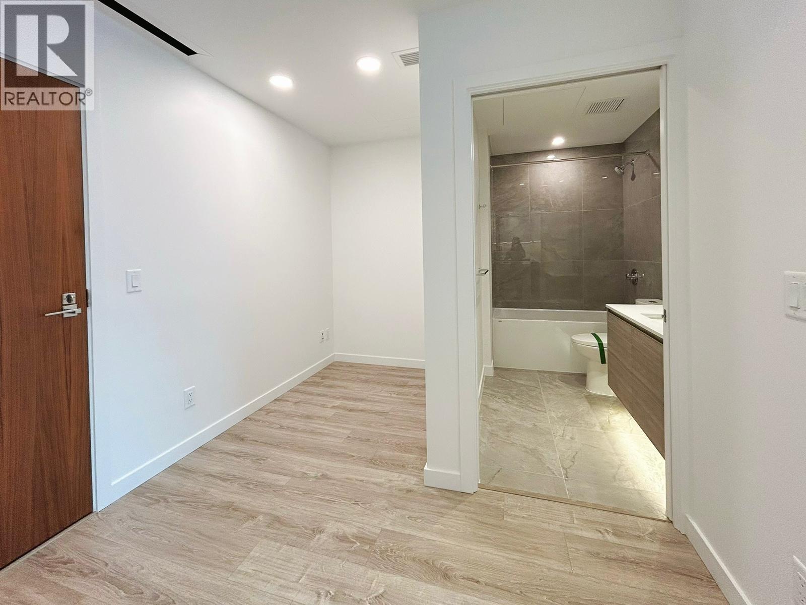 1802 680 Quayside Drive, New Westminster, British Columbia  V3M 0P2 - Photo 11 - R3060130
