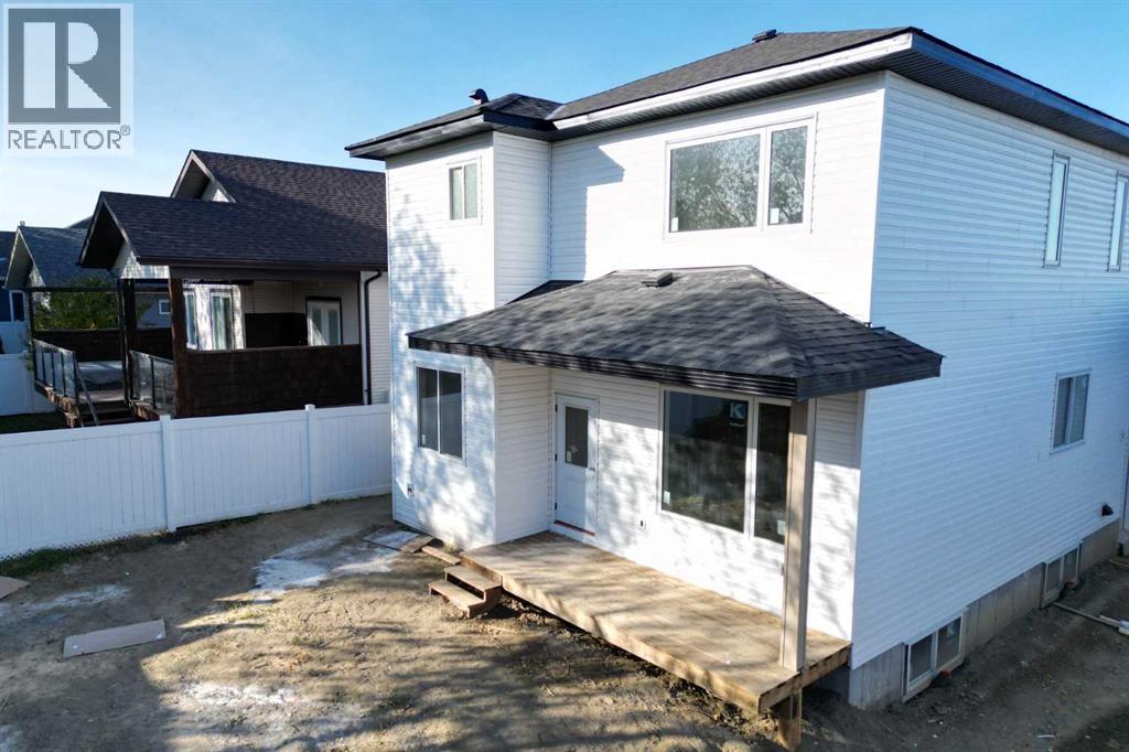 5821 Maple Cres, Innisfail, Alberta  T4G 0A9 - Photo 32 - A2265678