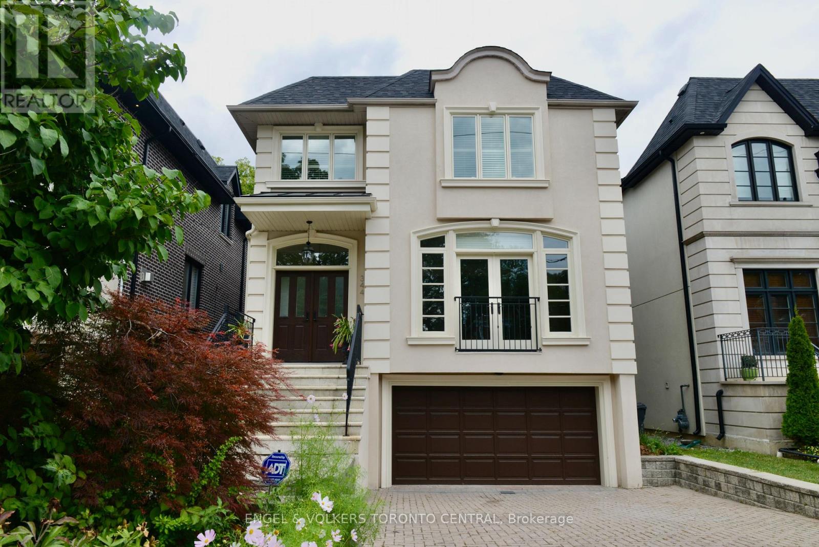 344 GLENGARRY AVENUE, Toronto, Ontario