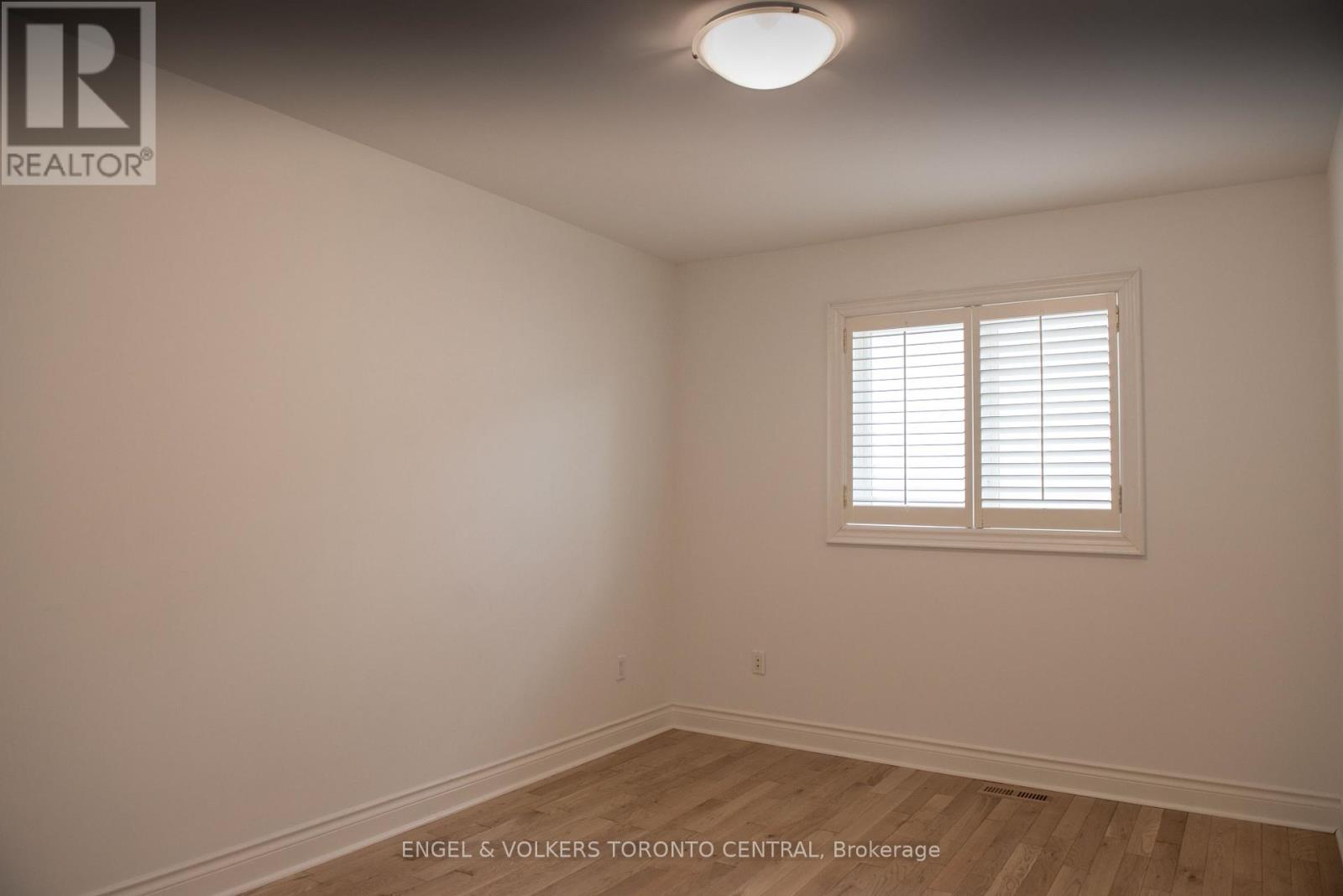 344 Glengarry Avenue, Toronto, Ontario  M5M 1E6 - Photo 24 - C12472709
