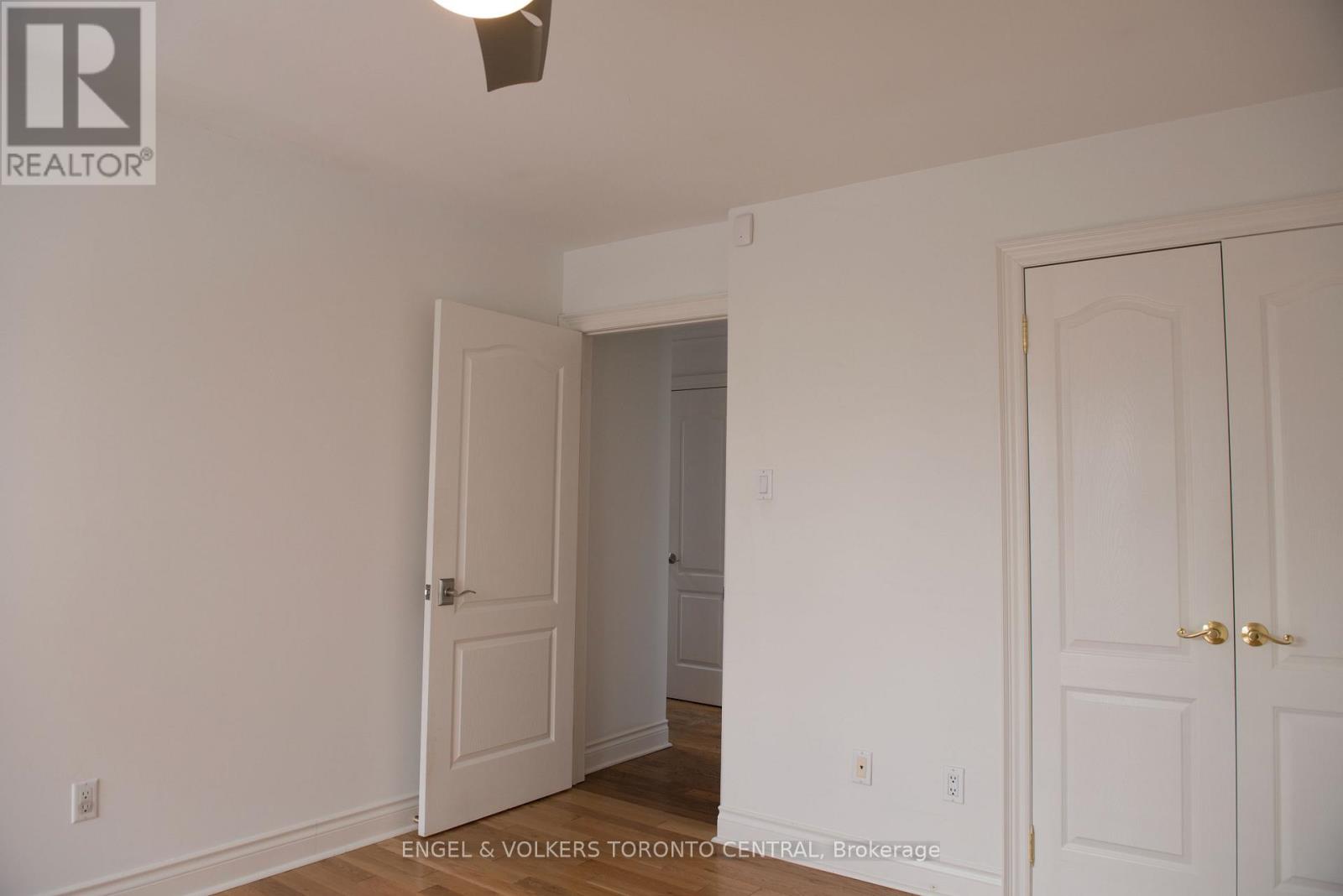 344 Glengarry Avenue, Toronto, Ontario  M5M 1E6 - Photo 25 - C12472709