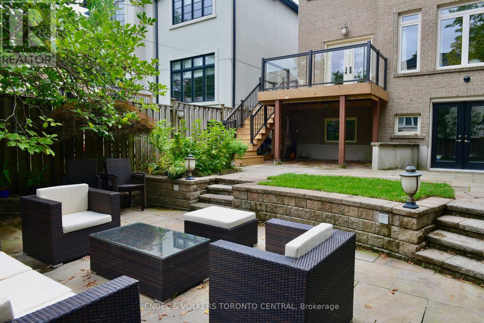 344 Glengarry Avenue, Toronto, Ontario  M5M 1E6 - Photo 36 - C12472709