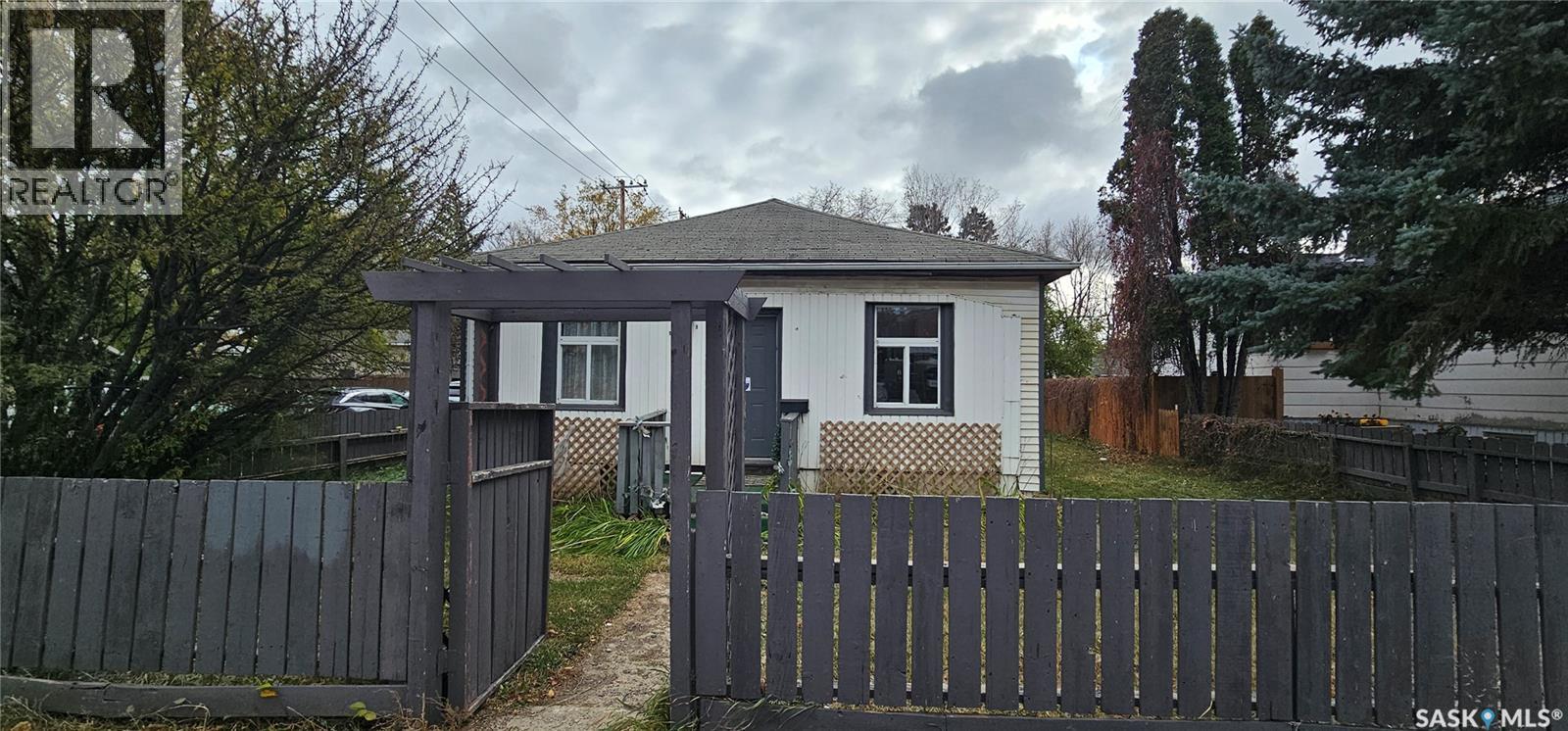 1901 20th Street W, Saskatoon, Saskatchewan  S7M 1A3 - Photo 1 - SK017182