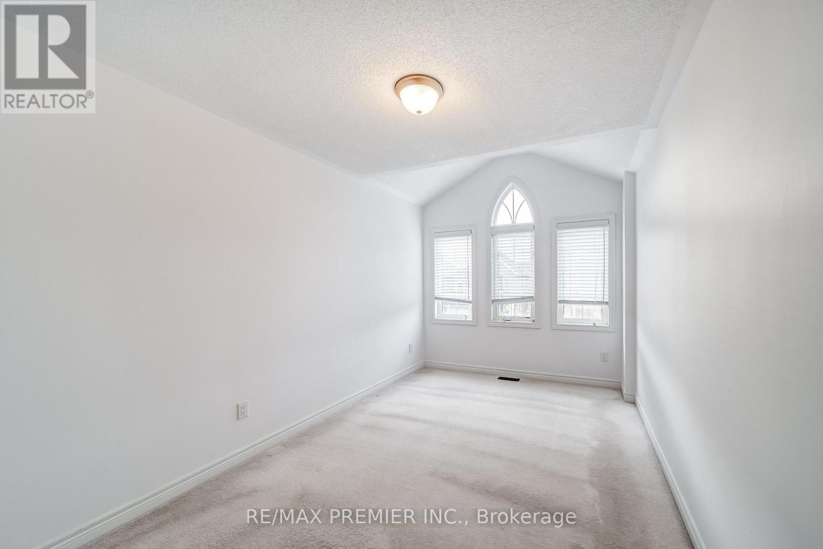 44 Weaver Terrace, New Tecumseth (Tottenham), Ontario  L0G 1W0 - Photo 22 - N12472708