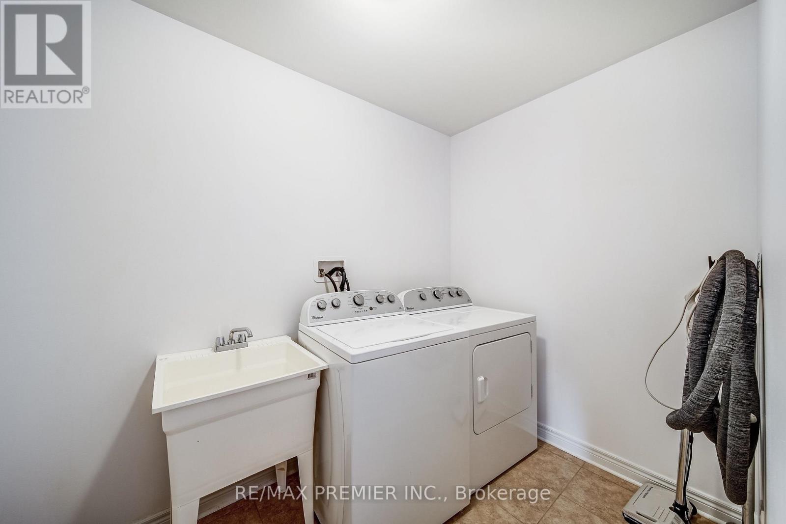 44 Weaver Terrace, New Tecumseth (Tottenham), Ontario  L0G 1W0 - Photo 25 - N12472708