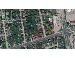 1015,1025,1029 DAVIS 22 HAMILTON DRIVE, Newmarket, Ontario
