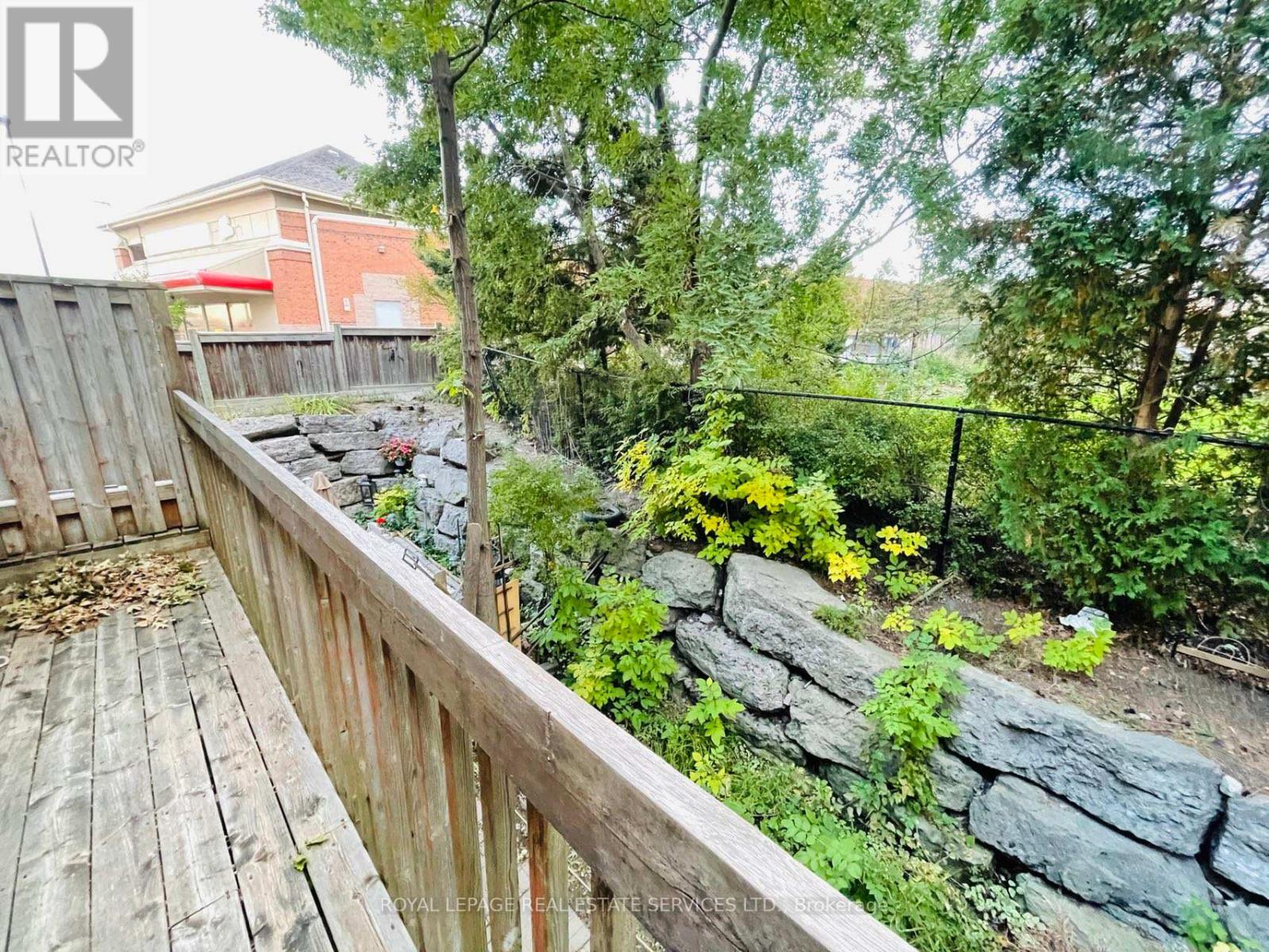 27 - 4991 Rathkeale Road, Mississauga, Ontario  L5V 2G9 - Photo 12 - W12472679