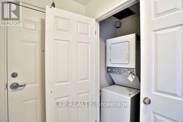 21-02 - 2420 Baronwood Drive, Oakville, Ontario  L6M 0X6 - Photo 20 - W12472693