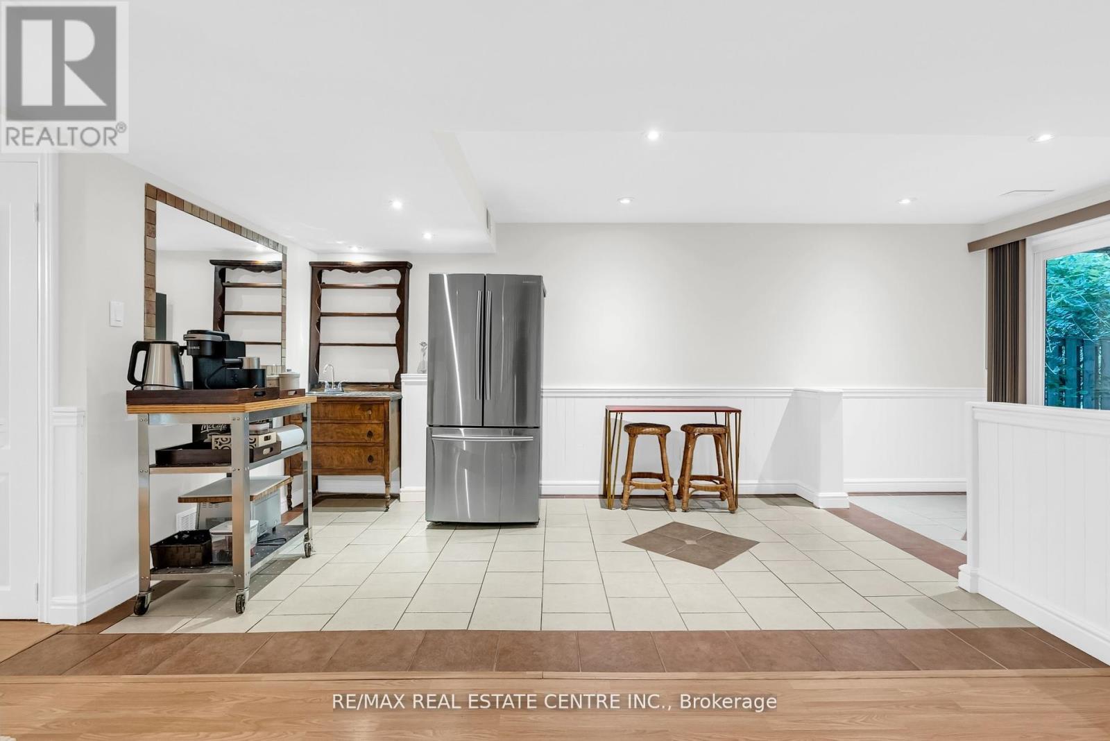 7173 Waldorf Way N, Mississauga, Ontario  L5N 7R3 - Photo 45 - W12472697