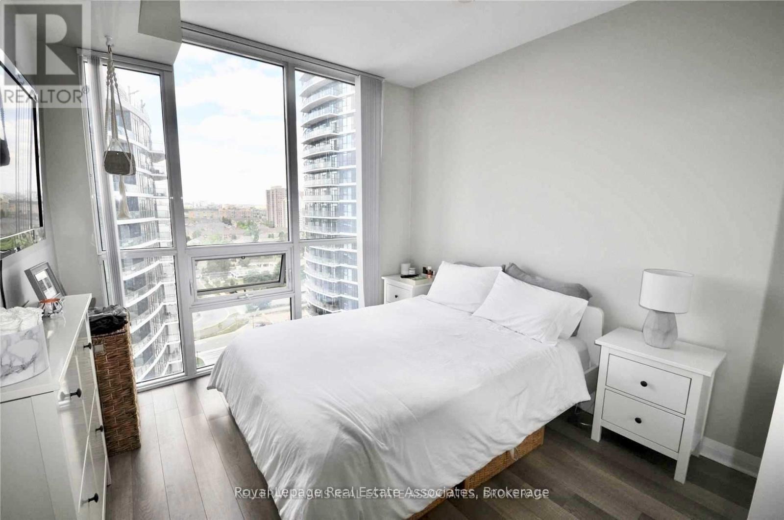 1416 - 5033 Four Springs Avenue, Mississauga, Ontario  L5R 0G6 - Photo 8 - W12472718