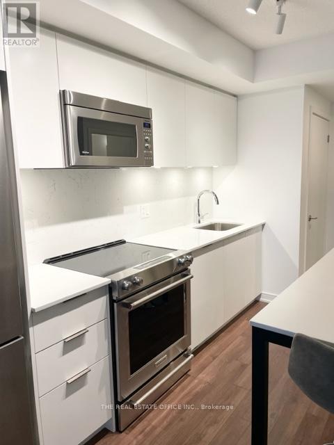 208 - 30 Samuel Wood Way, Toronto, Ontario  M9B 1B1 - Photo 9 - W12472720