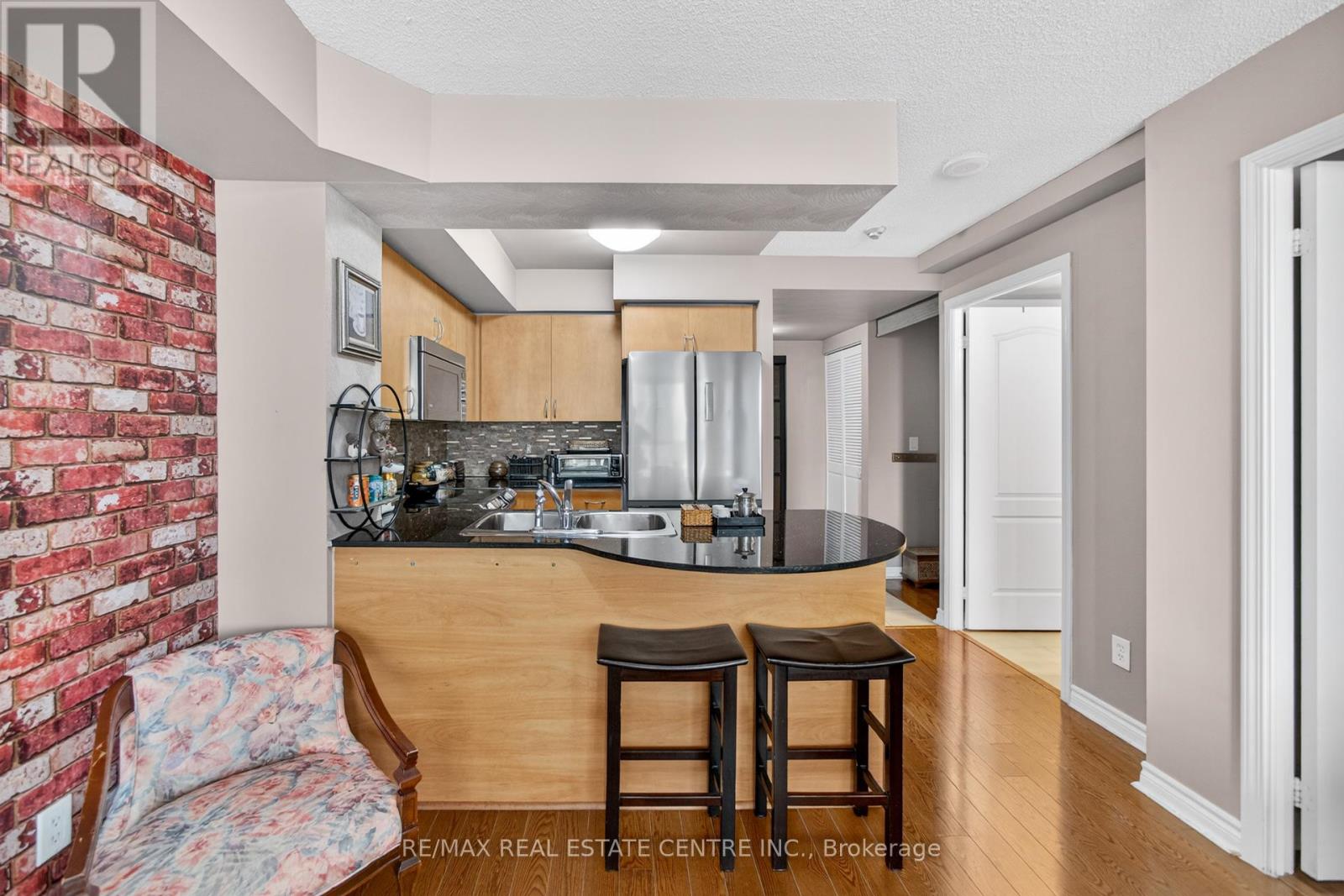 2101 - 4090 Living Arts Drive, Mississauga, Ontario  L5B 4M8 - Photo 17 - W12472721