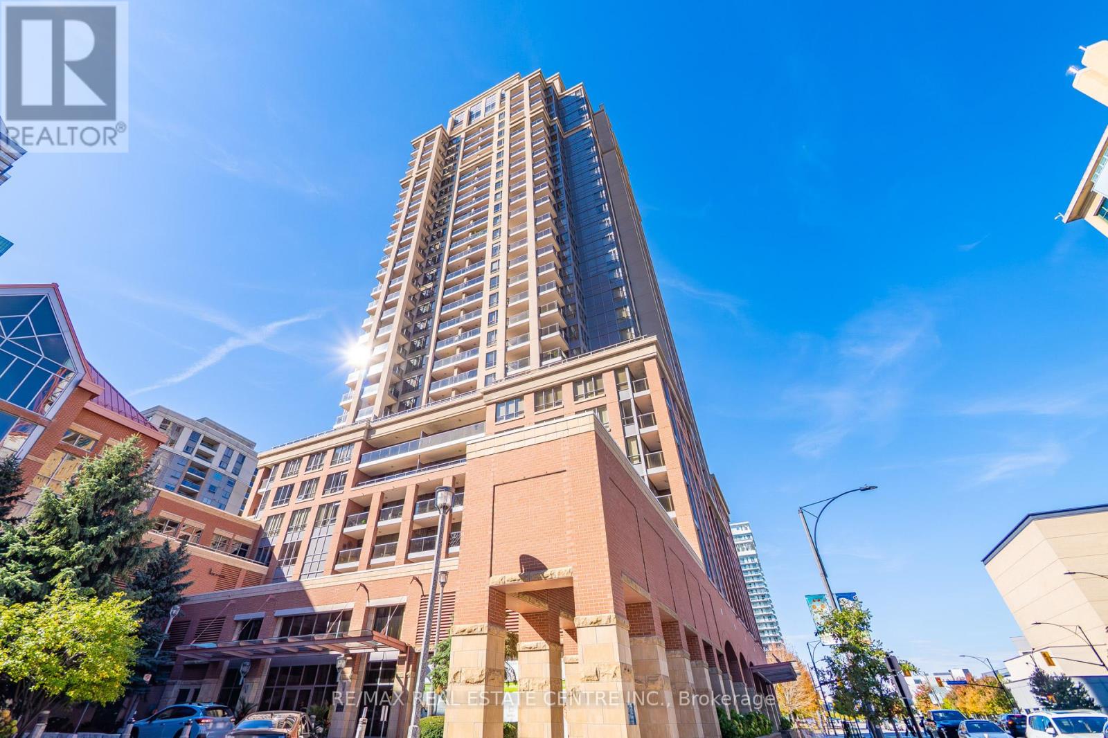 2101 - 4090 Living Arts Drive, Mississauga, Ontario  L5B 4M8 - Photo 2 - W12472721