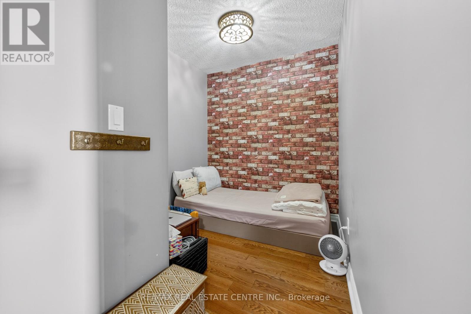 2101 - 4090 Living Arts Drive, Mississauga, Ontario  L5B 4M8 - Photo 24 - W12472721